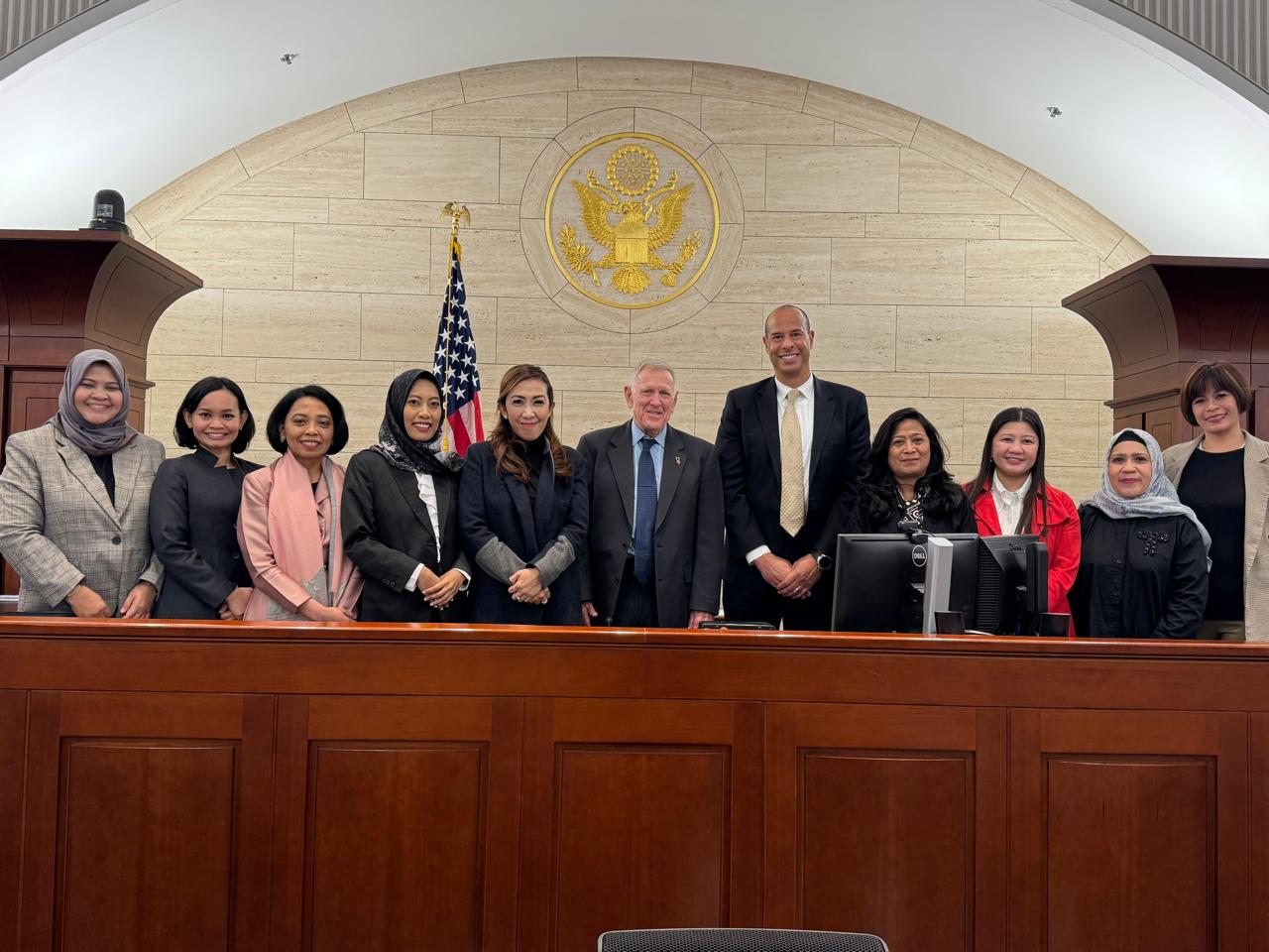 A Study on Court Security from California Judge