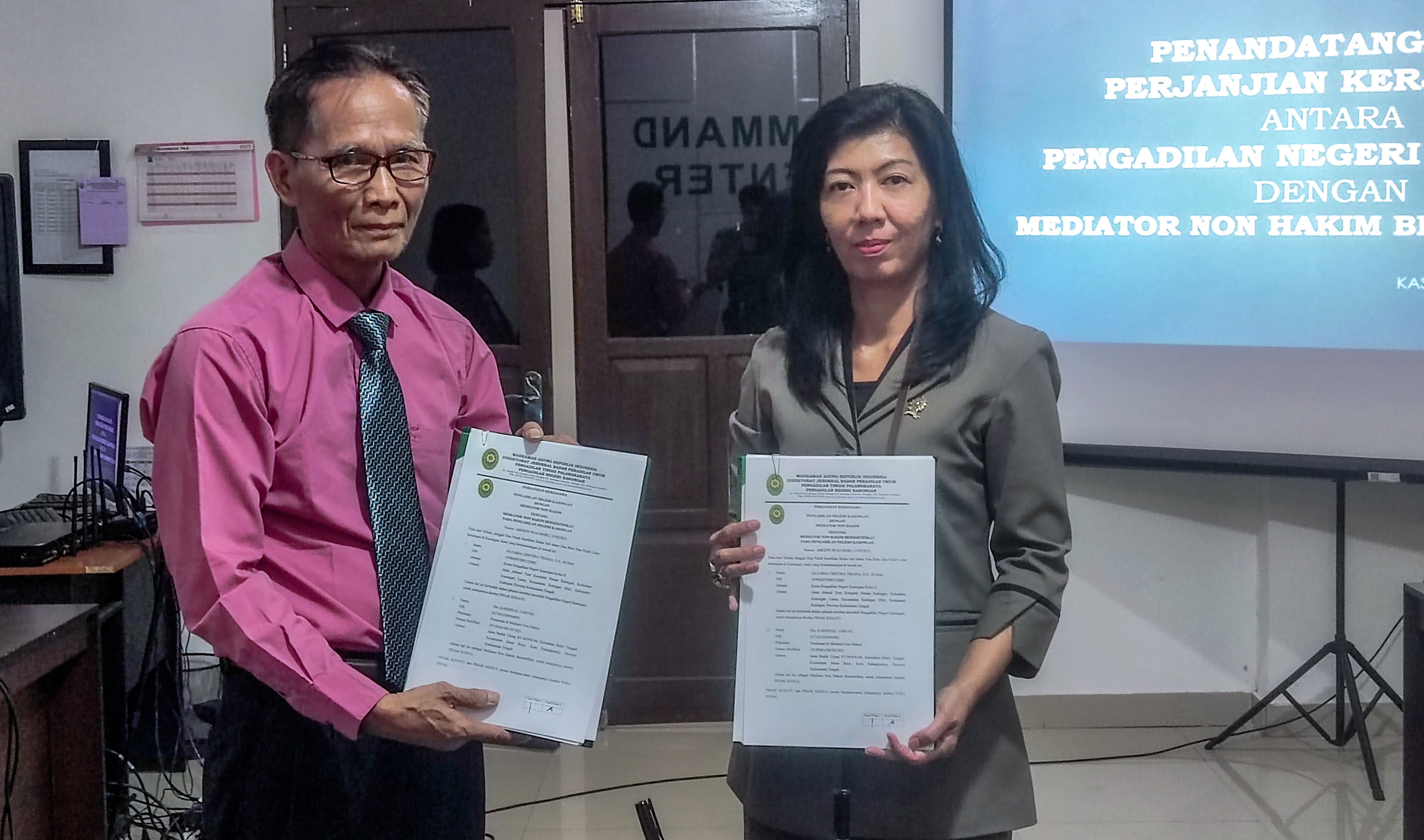 Bebas Biaya, PN Kasongan Teken Kerja Sama dengan Mediator Non-Hakim