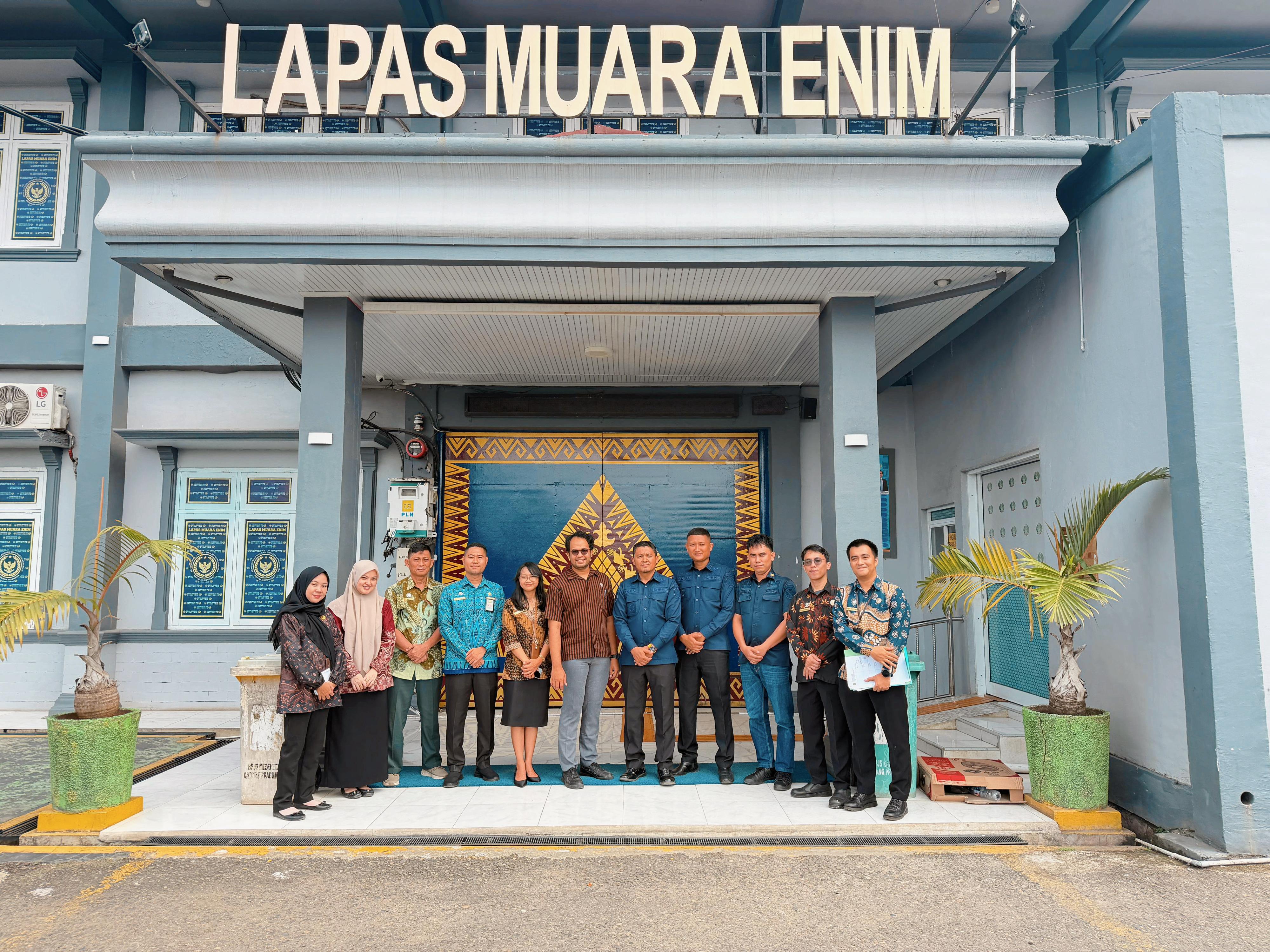 Dari Ruang Sidang ke Lapas, Hakim PN Muara Enim Awasi Pelaksanaan Putusan