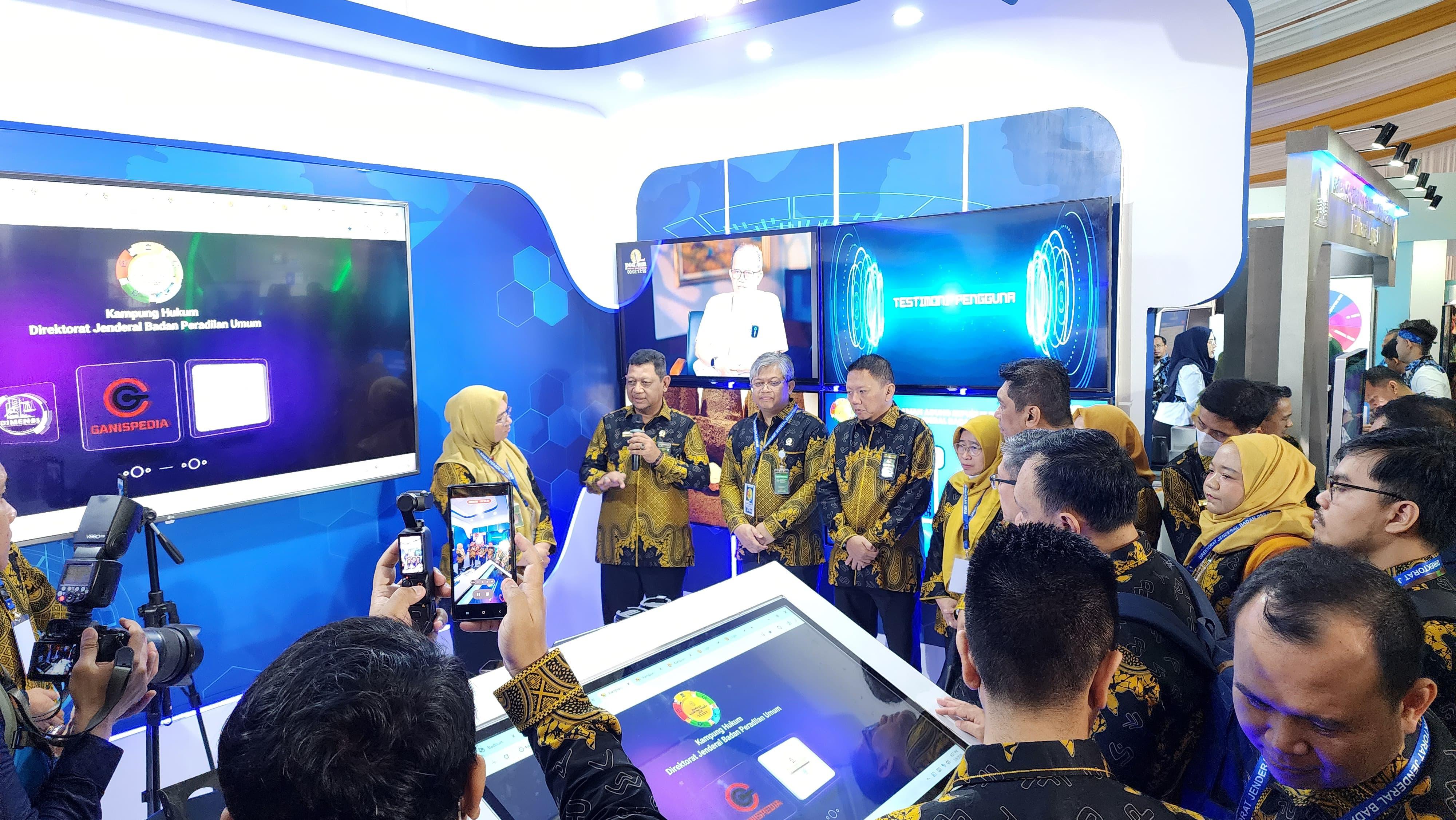 Diserbu Pengunjung, Intip Keseruan Kampung Hukum Mahkamah Agung 2026