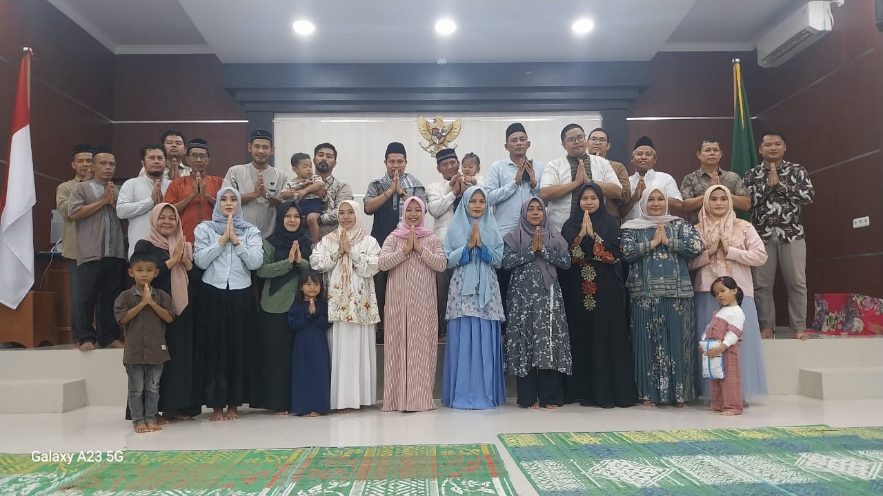 Guyub Bersama PN Suka Makmue Nikmati Indahnya Silahturahmi