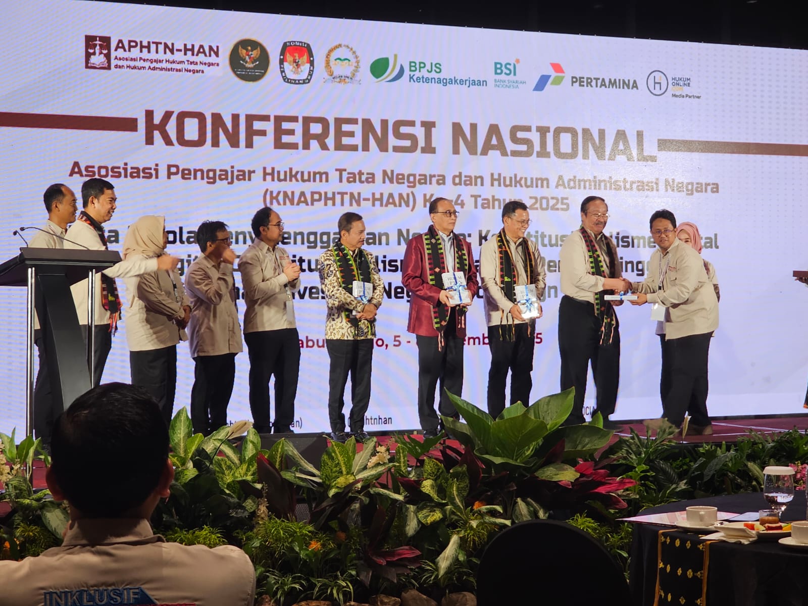 Ketua MA: Buku ‘Hukum PTUN’ Respon Kebutuhan Nyata tentang Peradilan TUN