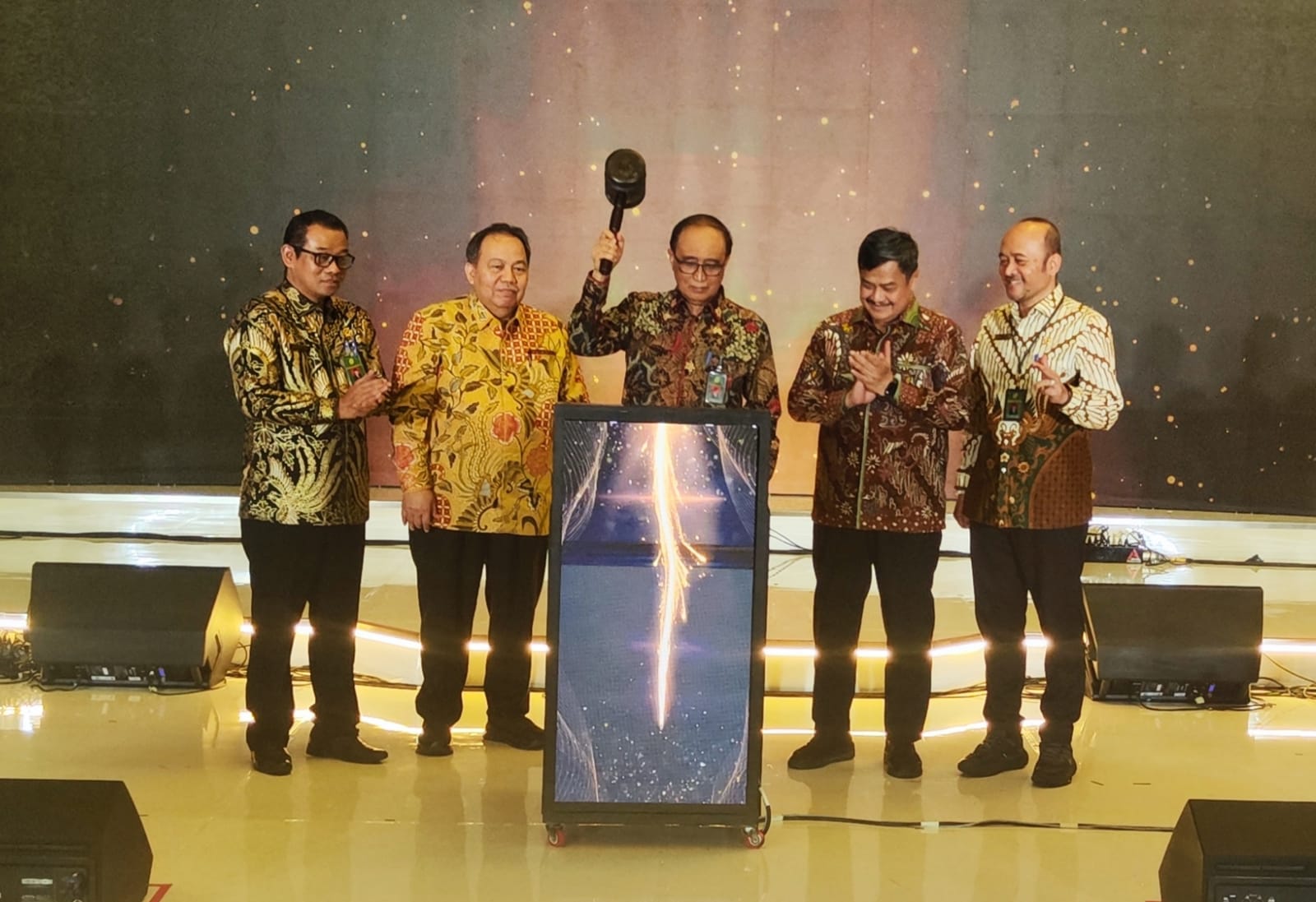 Ketua MA Pukul Gong, Simbol Pameran Kampung Hukum Resmi Dibuka