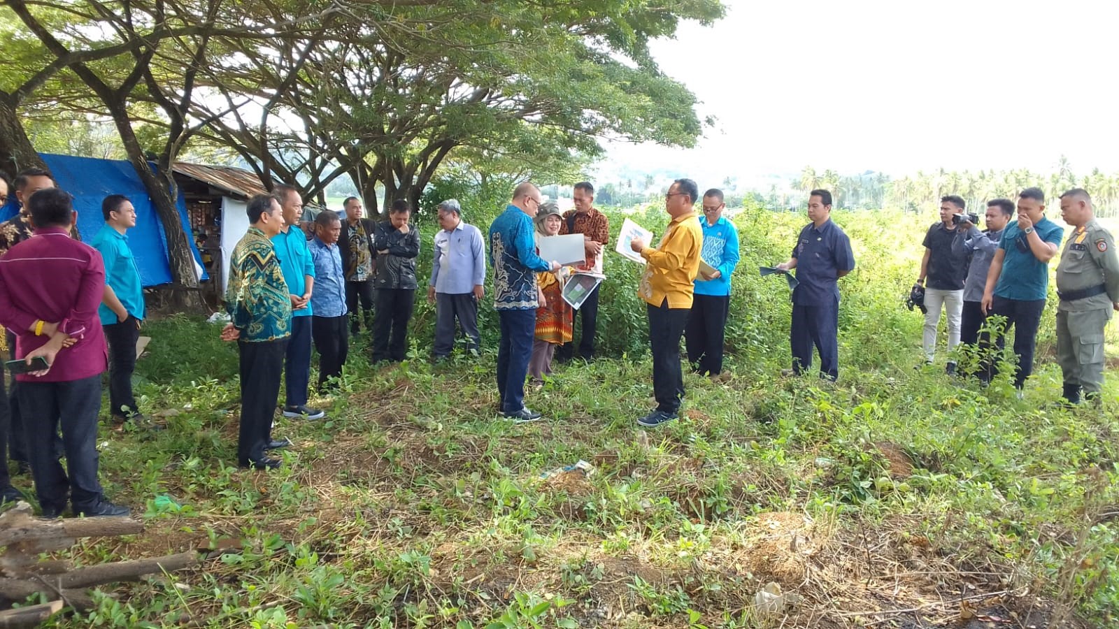 Ketua PT Gorontalo Tinjau Lahan Untuk Kantor Operasional PN Gorontalo Utara