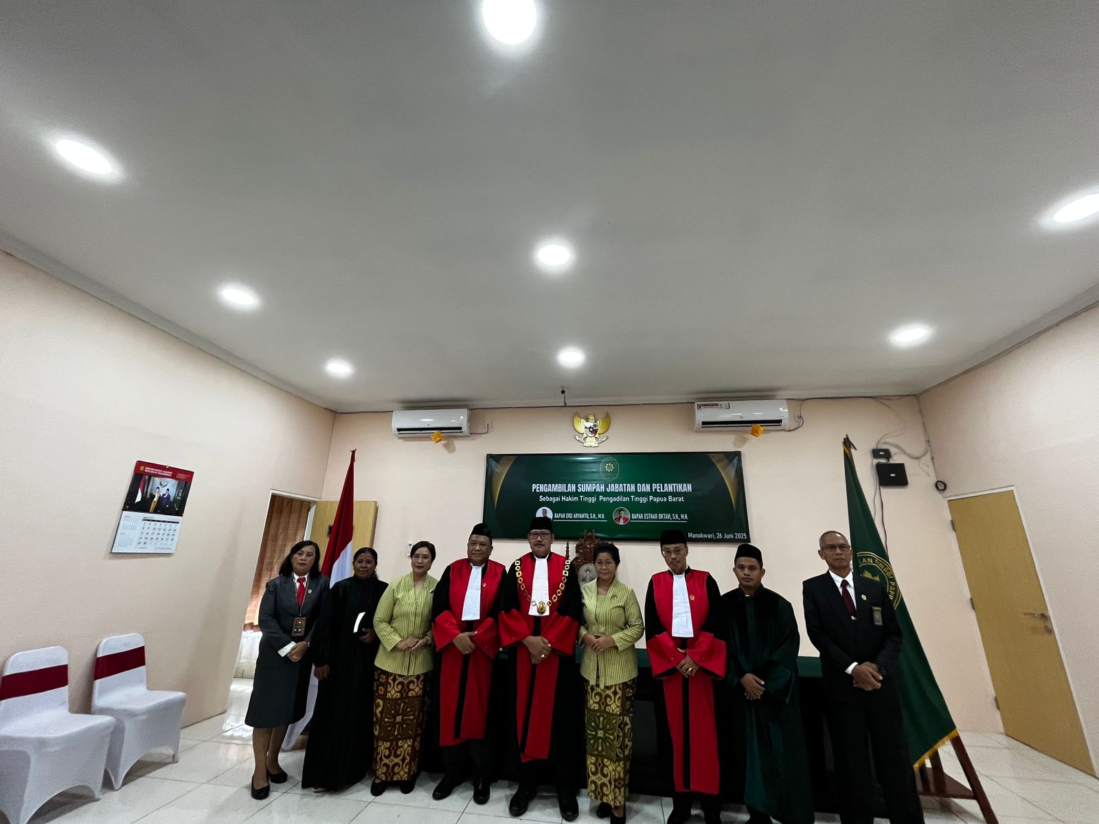 Ketua PT Papua Barat Lantik 2 Hakim Tinggi
