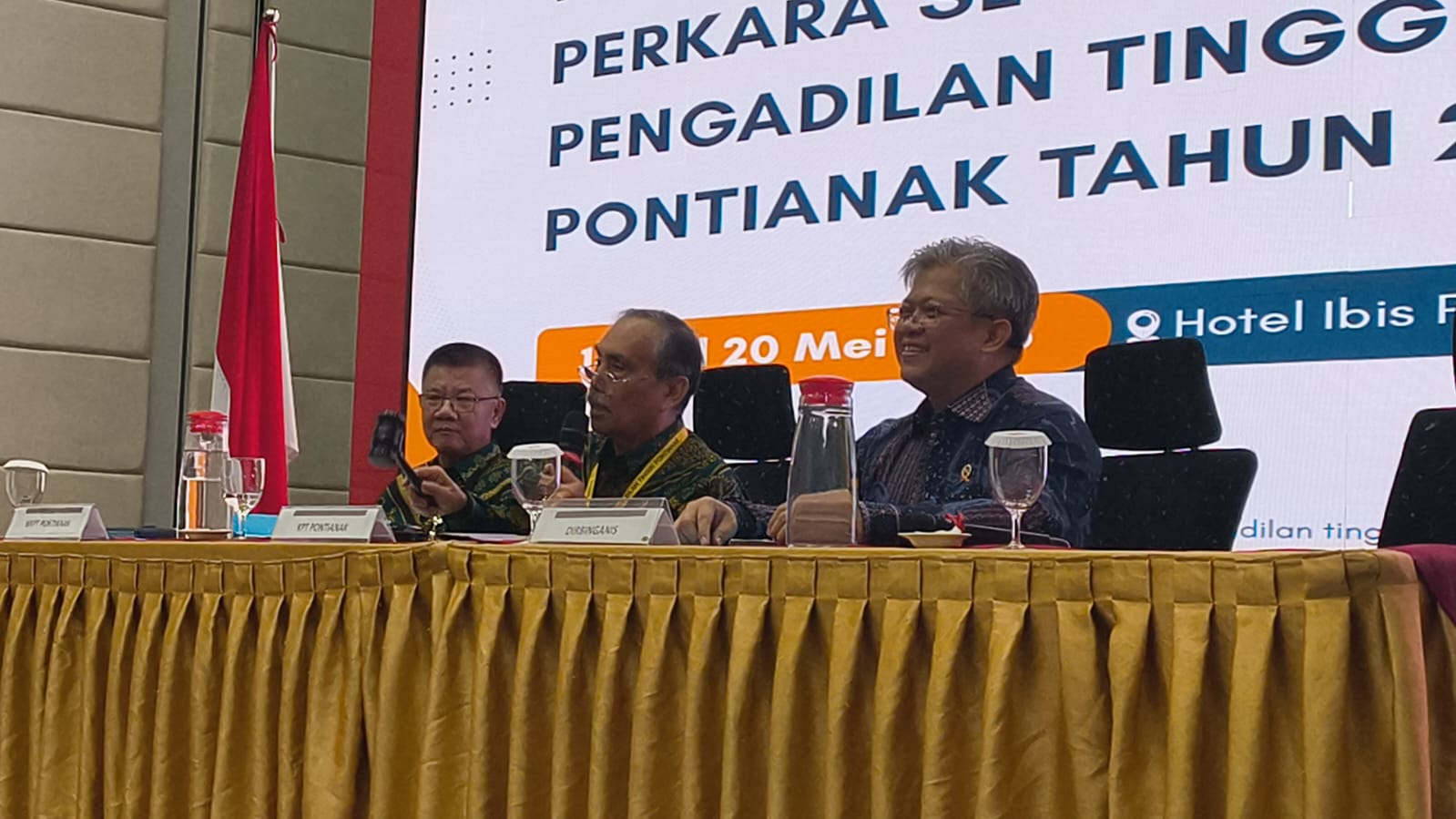 Ketua PT Pontianak: Keterbatasan SDM Bukan Alasan, Pelayanan Masyarakat Harus Terjaga