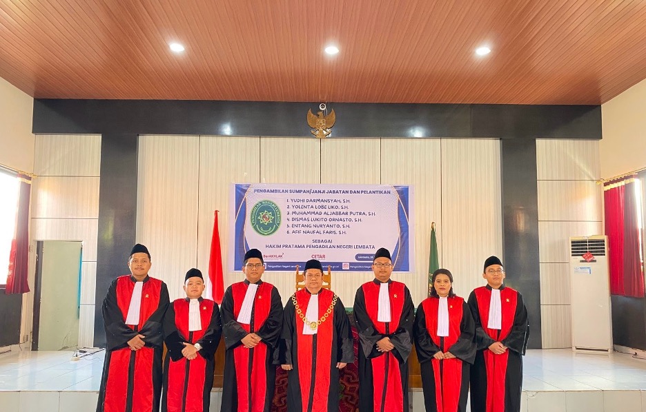Kisah Patriotik Hakim Baru Menerjang 13 Jam Arungi Laut ke PN Lembata NTT