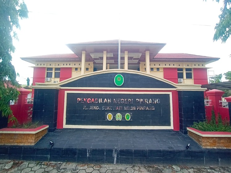 Menyamar Jadi Wanita Untuk Tipu Korban, Terdakwa Dibui 1 Tahun 2 Bulan