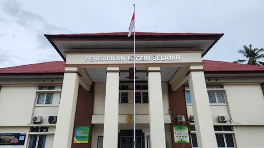 Menyimpangi Pidana Penjara Minimum Khusus Sebagai Perantara Jual Beli Narkotika