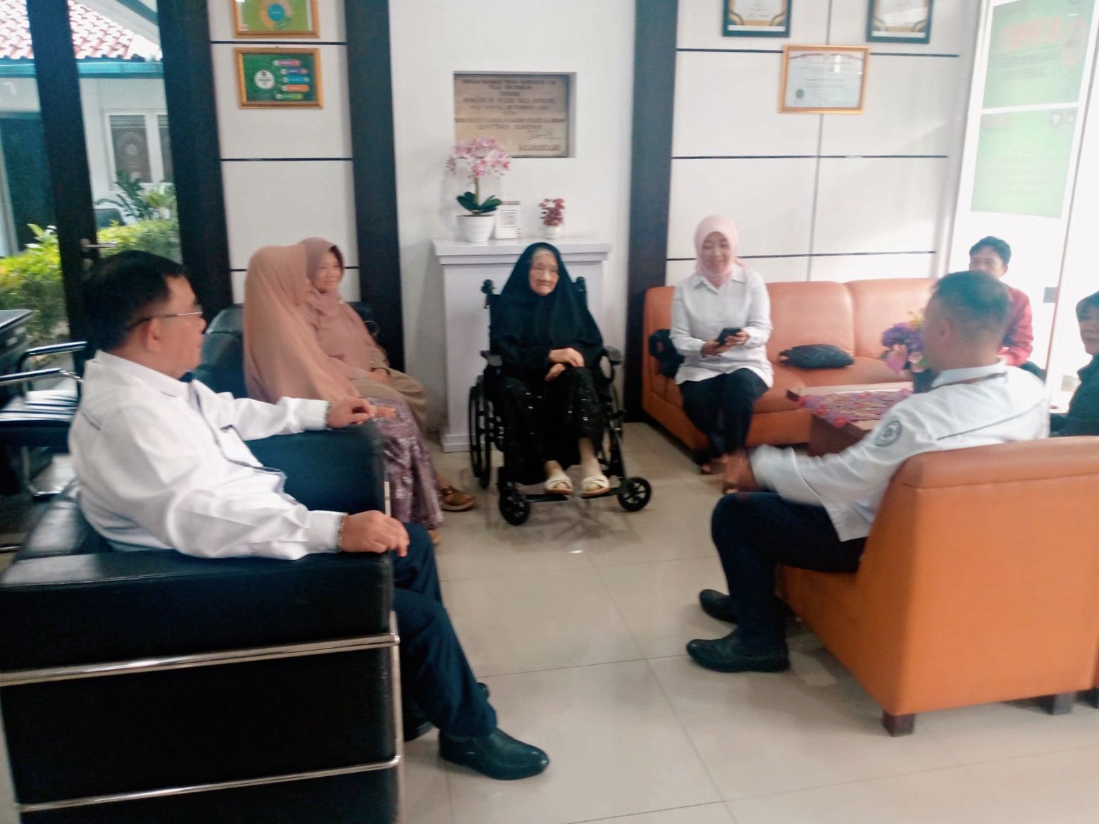 PN Bale Bandung Serahkan Uang Konsinyasi Pembangunan Kampus II Polteksos Bandung