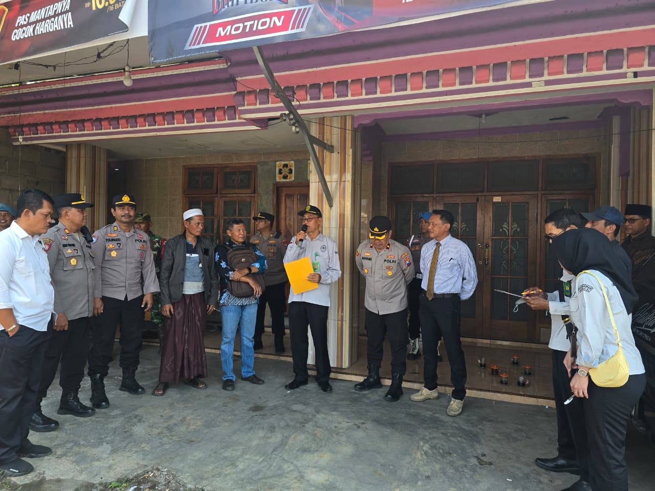 PN Bondowoso Tuntaskan Eksekusi Tanah dan Bangunan di Prajekan Lor Dengan Aman
