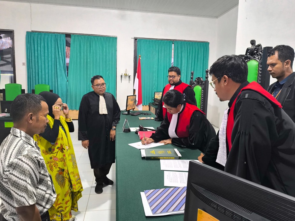 PN Rote Ndao Terapkan RJ Kasus Komentar Hinaan di Medsos: Pelaku Divonis Beryarat