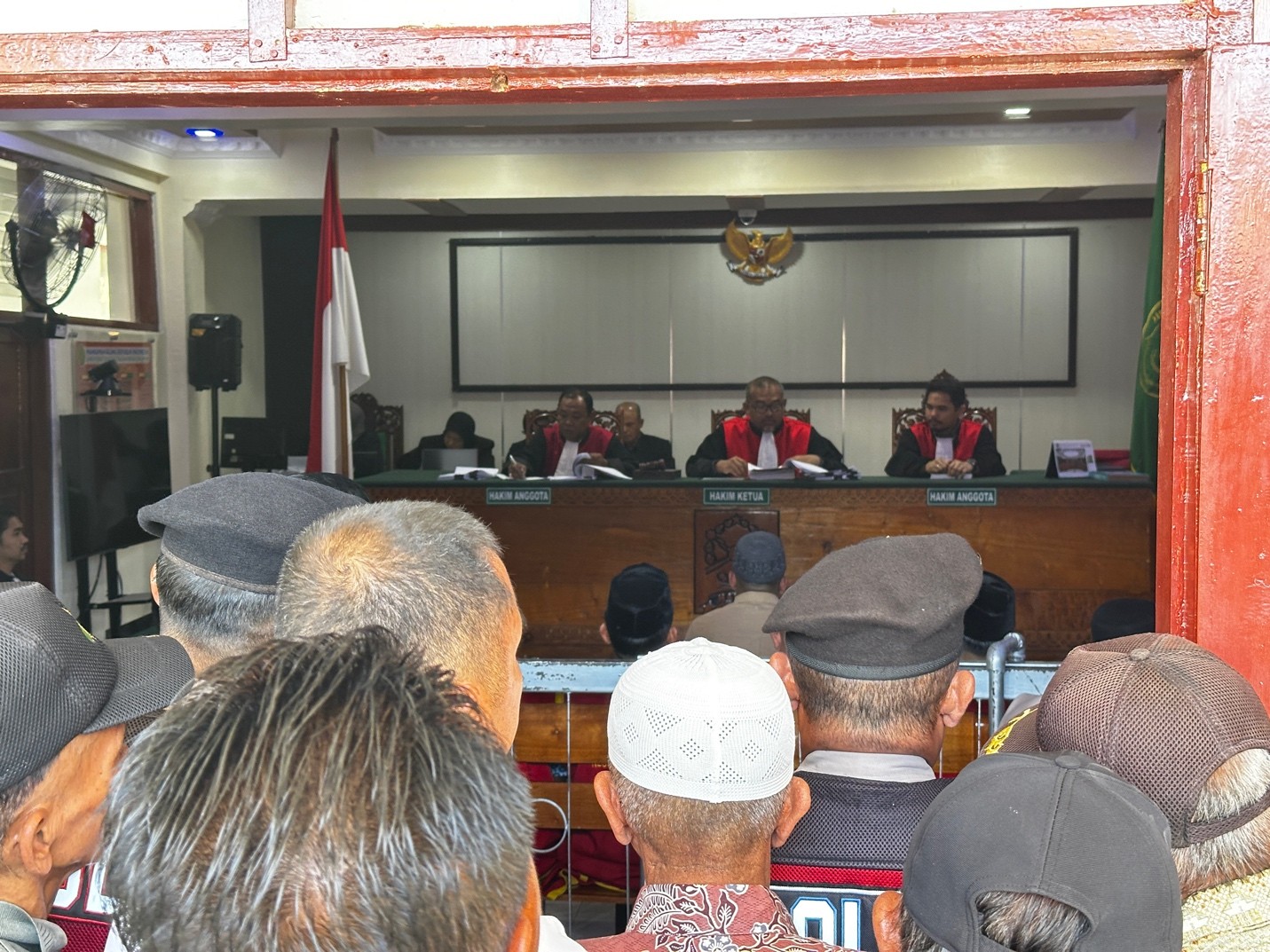 PN Sungai Penuh Vonis Penjara 13 Orang Perusak Kotak Suara