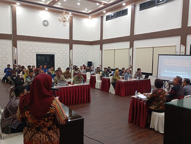 (Foto: Rakor Percepatan Penyelesaian Perkara Perdata se Wilayah Hukum Pengadilan Tinggi Gorontalo”/Dok.PT Gtlo)