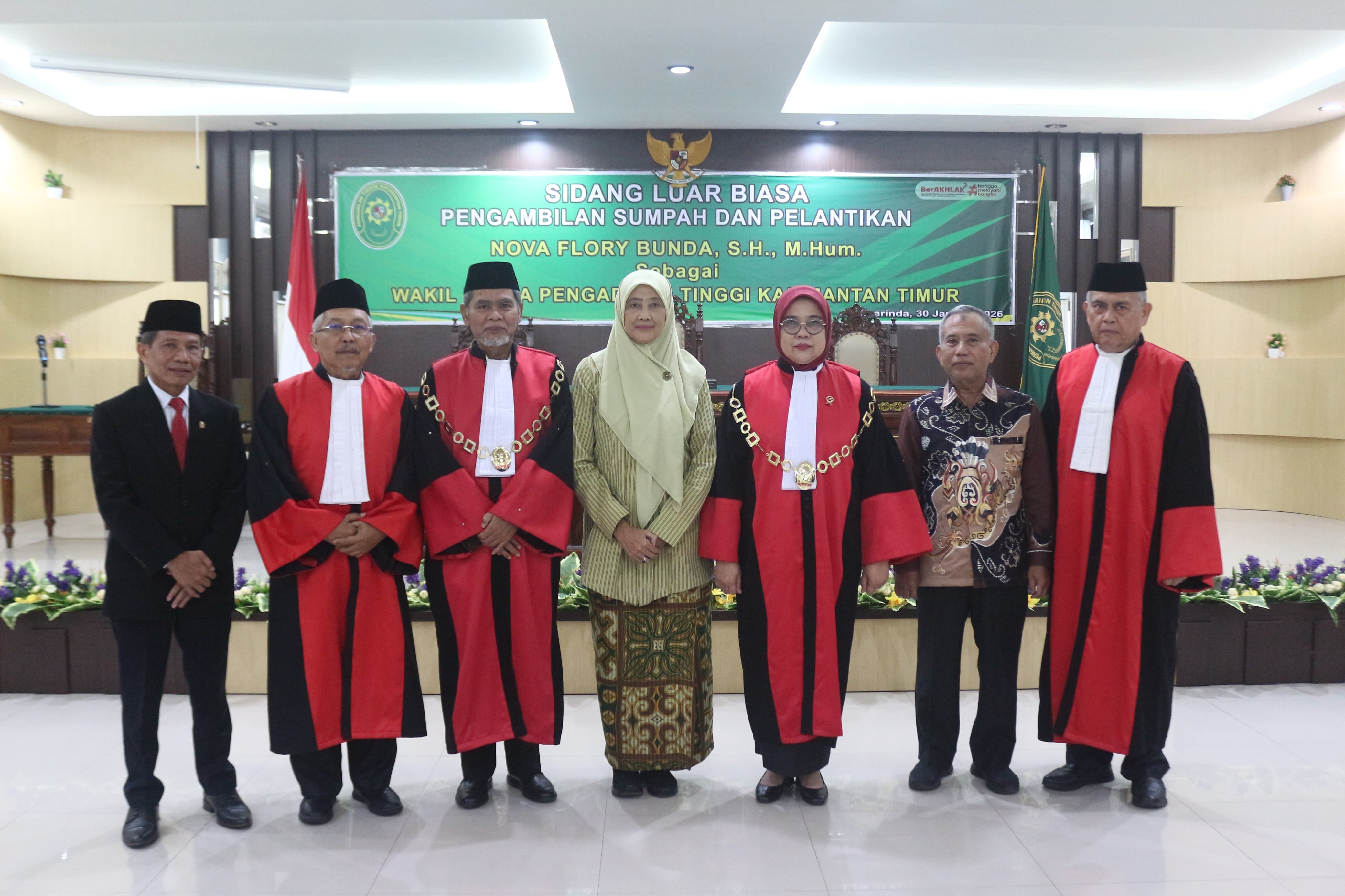 Resmi, Kursi Wakil Ketua PT Kaltim Diisi Nova Flory Bunda