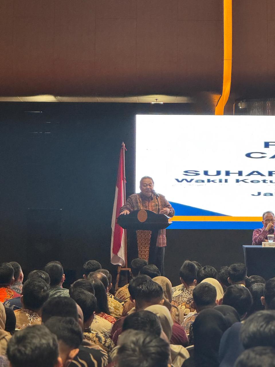 Waka MA: Hakim Harus Tahu Sedikit Tentang Banyak Hal