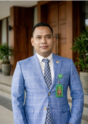 M. Luthfan HD Darus