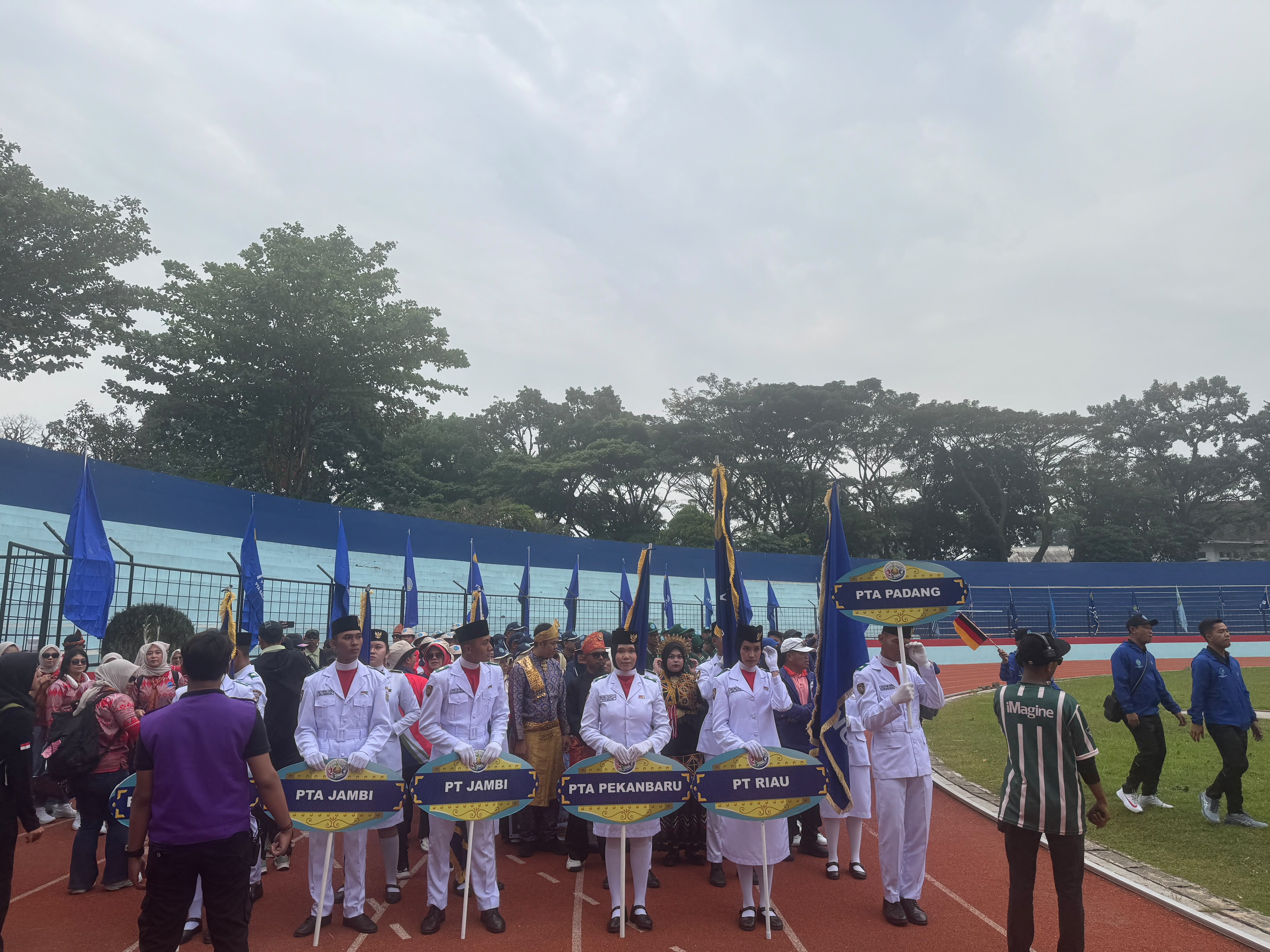 Deretan Defile Kontingen Meriahkan Opening Ceremony Kejurnas PTWP 2026