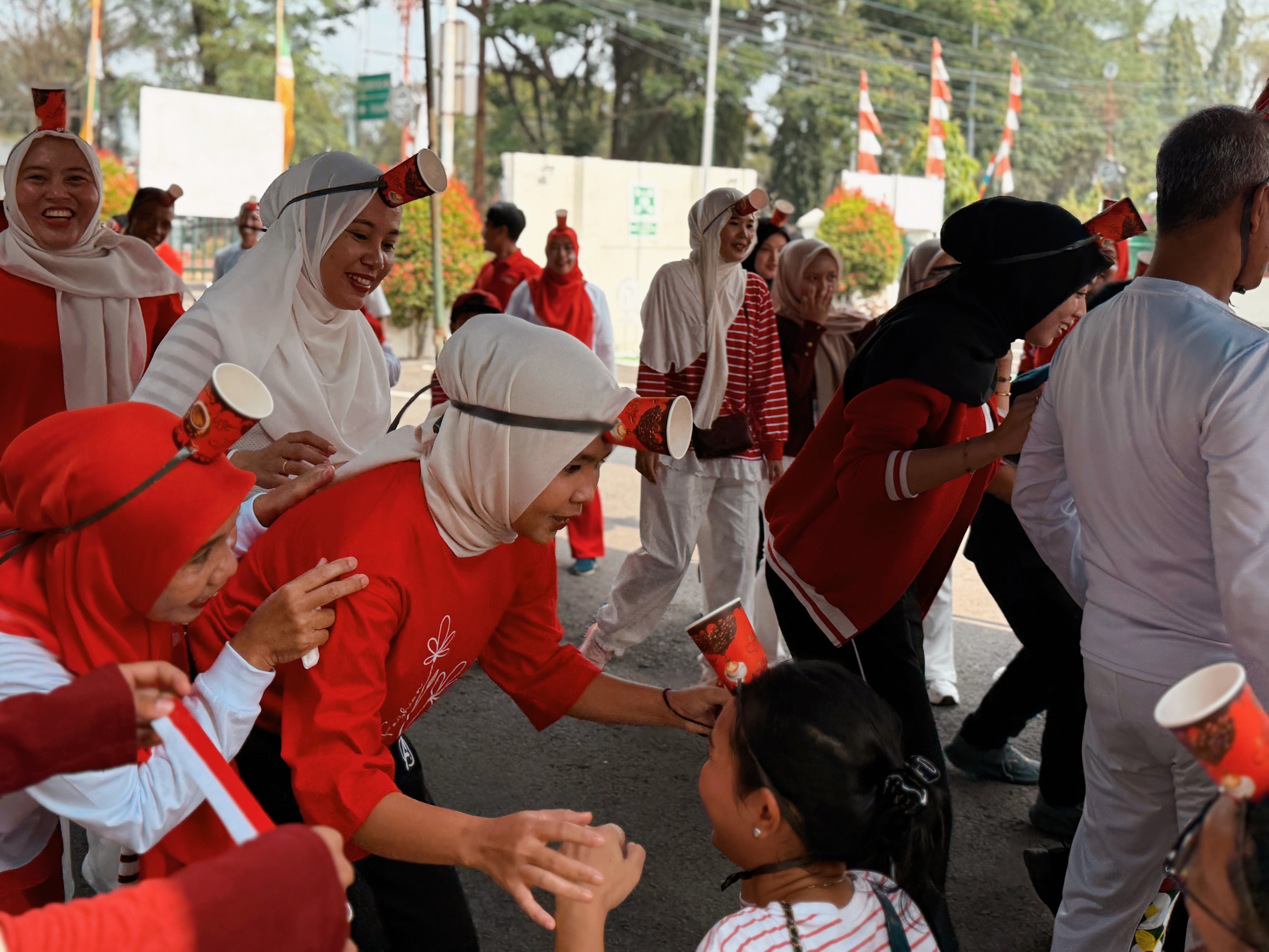 Merah Putih, Tawa, dan Kebersamaan dari PN Muara Enim